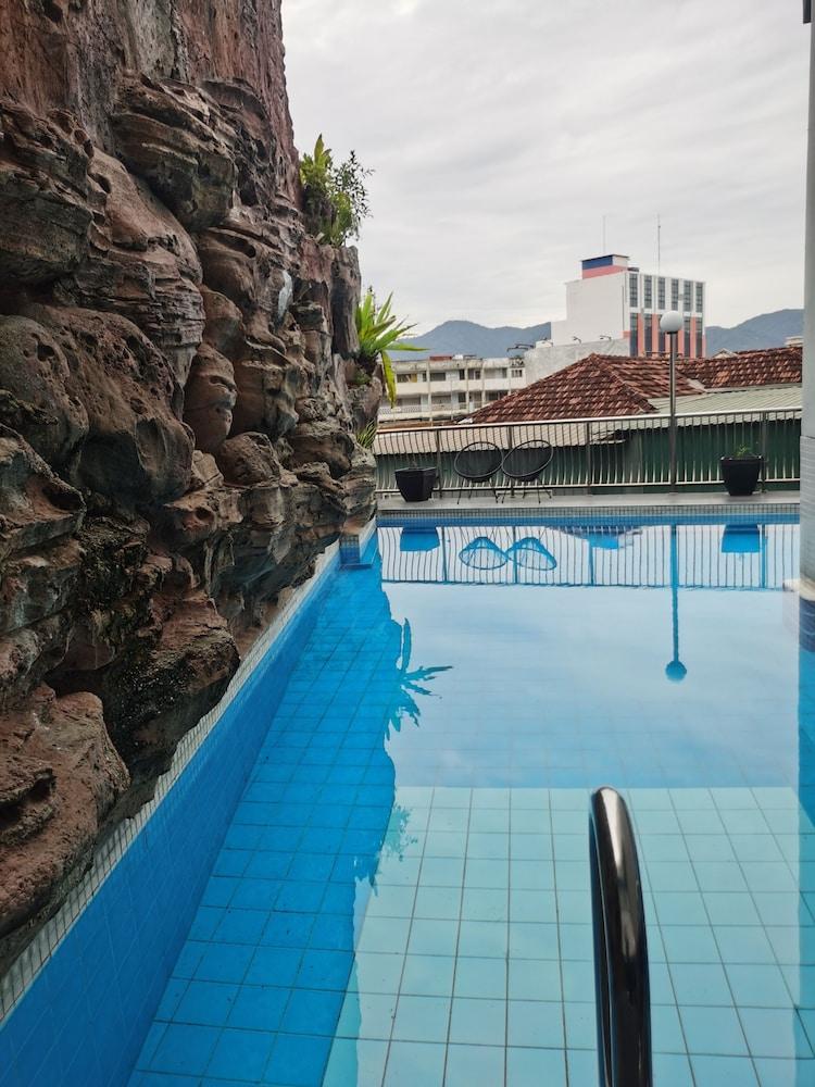 Ritz Garden Hotel Ipoh Exterior photo