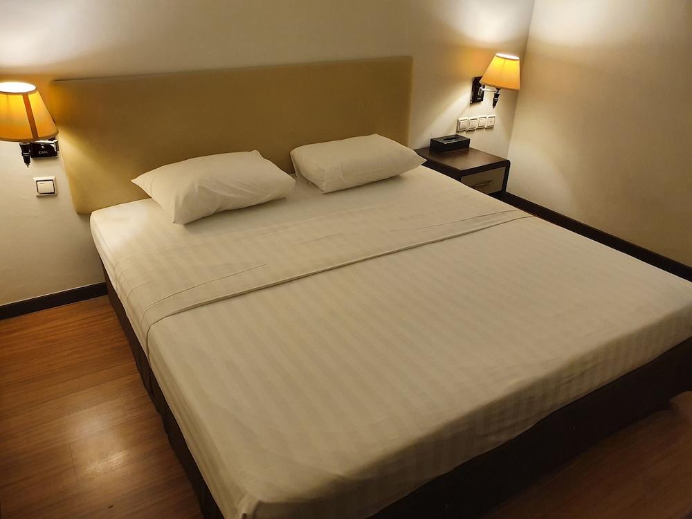 Ritz Garden Hotel Ipoh Exterior photo