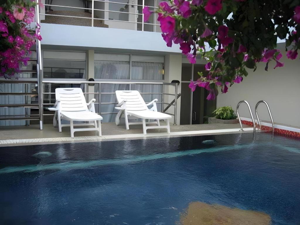 Ritz Garden Hotel Ipoh Exterior photo